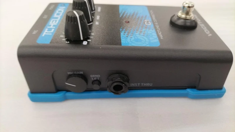 TC-HELICON Gesangseffektpedal: VOICETONE C1