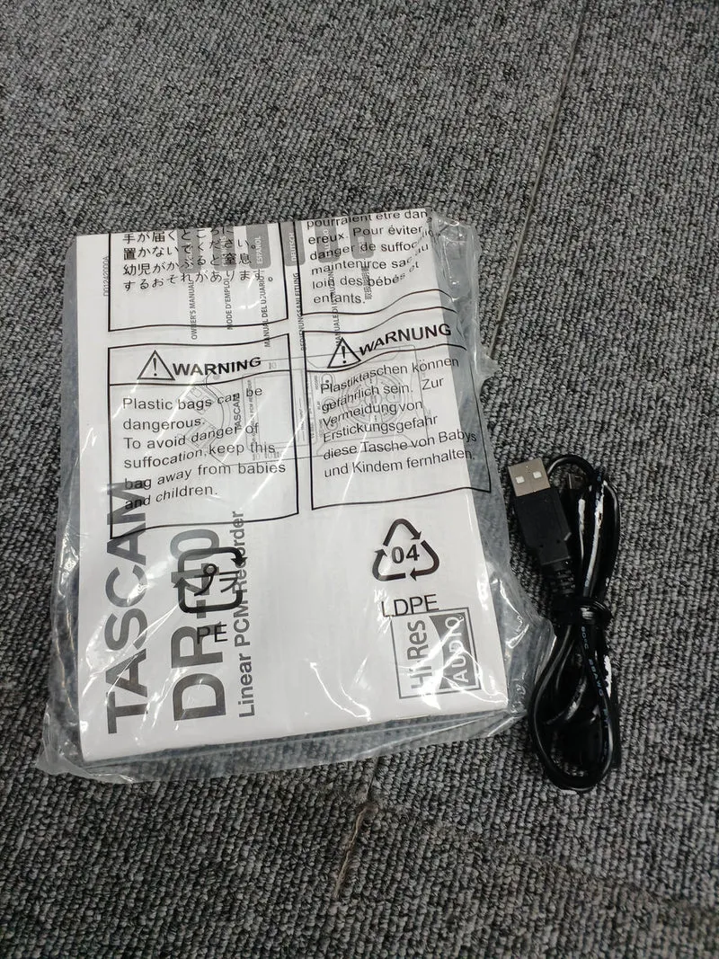 TASCAM PCM-Recorder DR-40