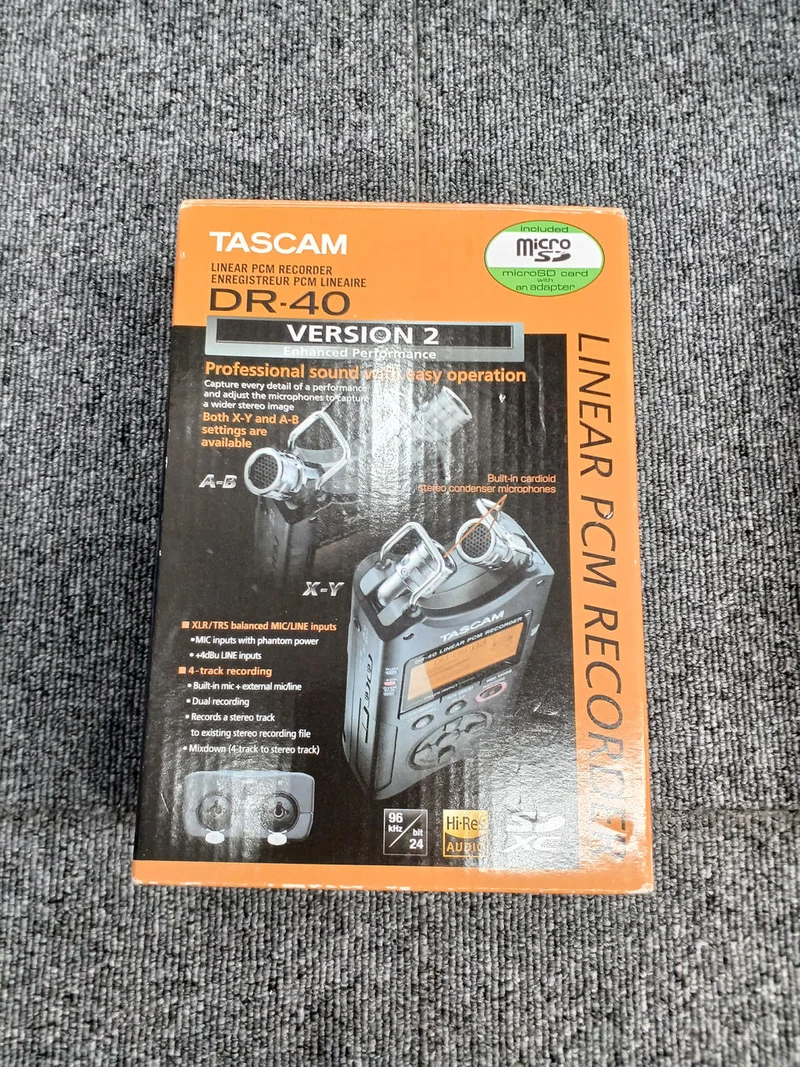 TASCAM PCM-Recorder DR-40