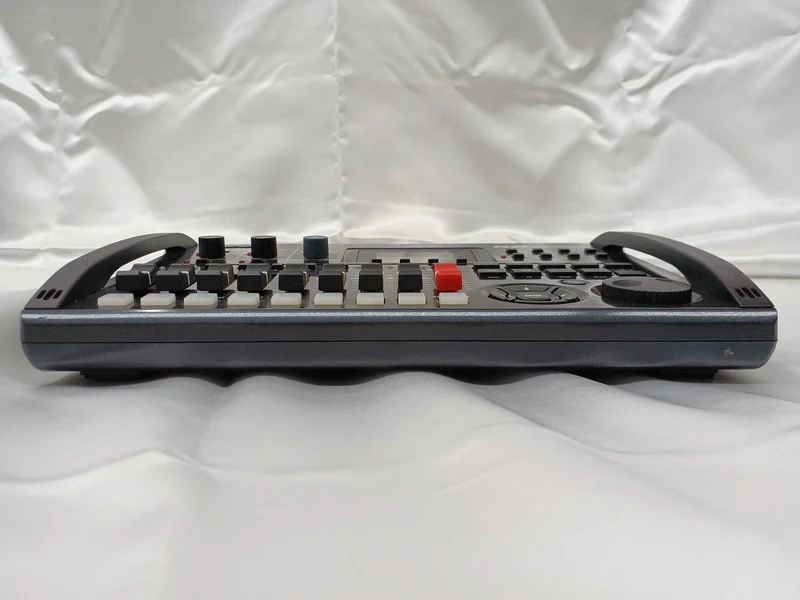 ZOOM MTR R8