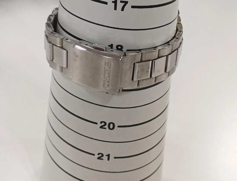 SEIKO Solar-Armbanduhr Seiko 7B24-0BR0