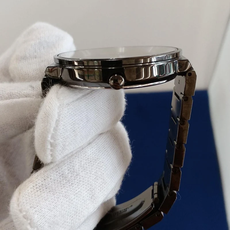 SEIKO Solar V157-0CM0