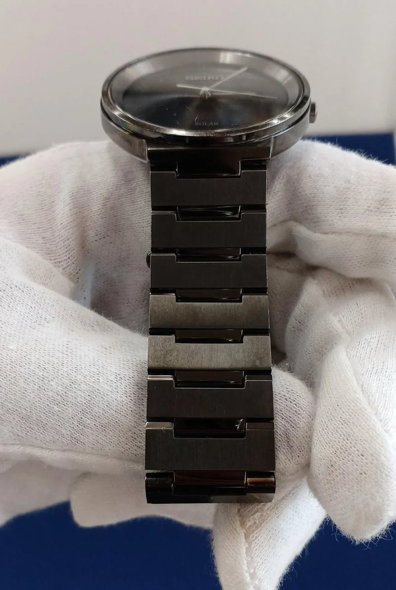 SEIKO Solar V157-0CM0