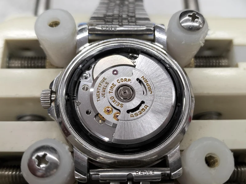 [SCHROTT] SEIKO [4S25 eingebaut, Verkauf wie besehen] SEIKO 4S25-8000 4S25-8000
