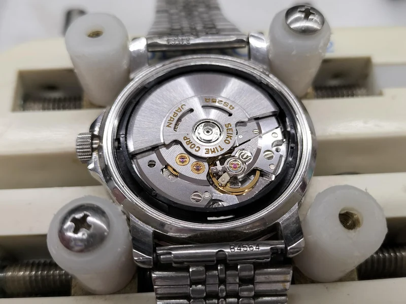 [SCHROTT] SEIKO [4S25 eingebaut, Verkauf wie besehen] SEIKO 4S25-8000 4S25-8000
