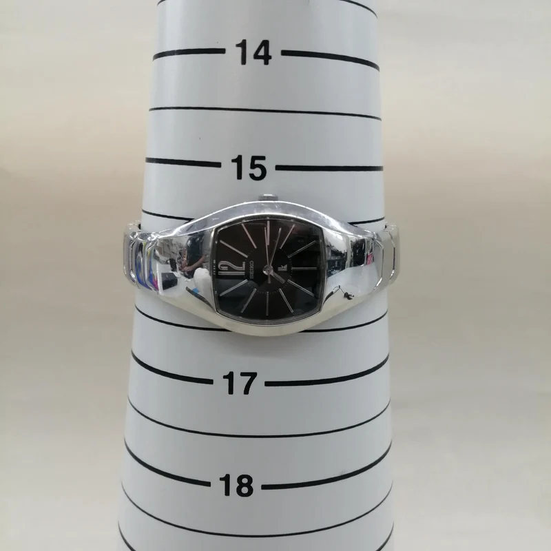 SEIKO Quarz-Armbanduhr 4N21-5450 Schwarz