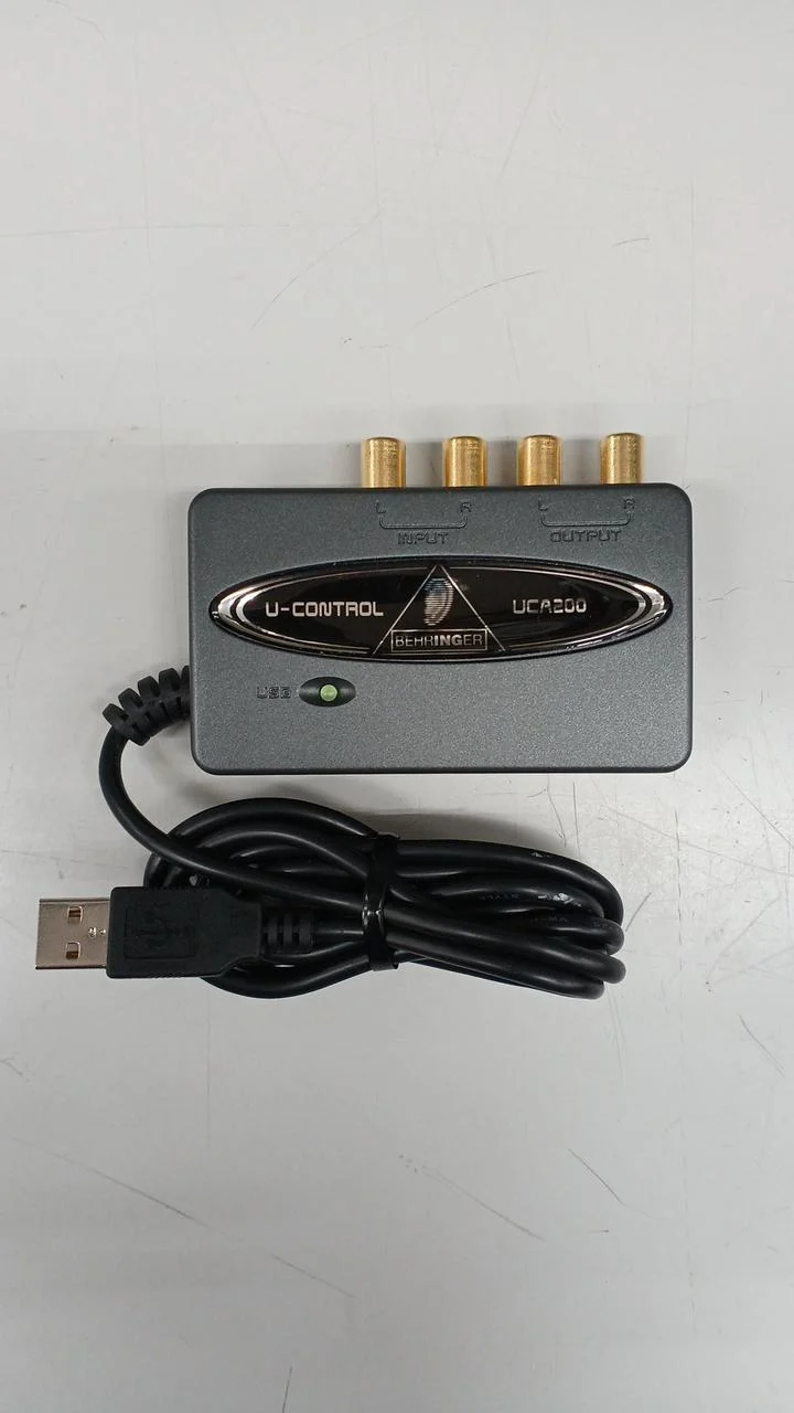 BEHRINGER USB-Audio-Interface UCA200