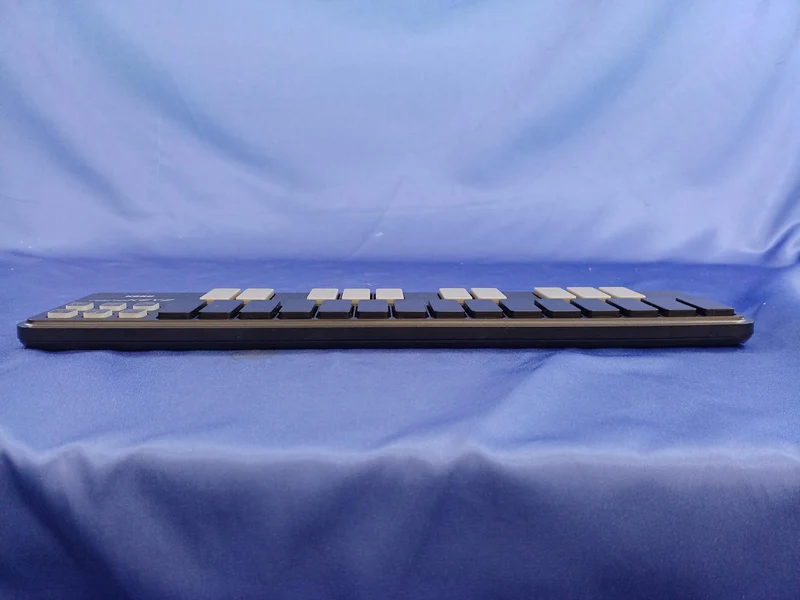 KORG MIDI-Keyboard NANO KEY2