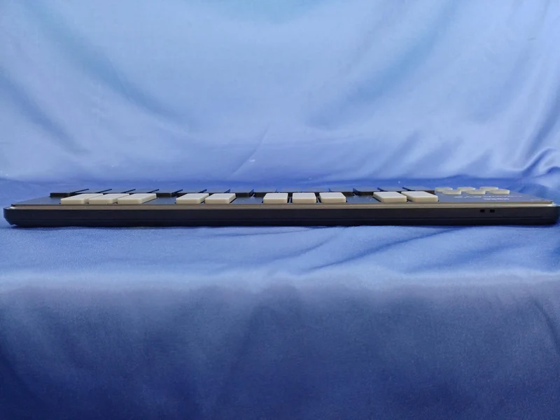KORG MIDI-Keyboard NANO KEY2