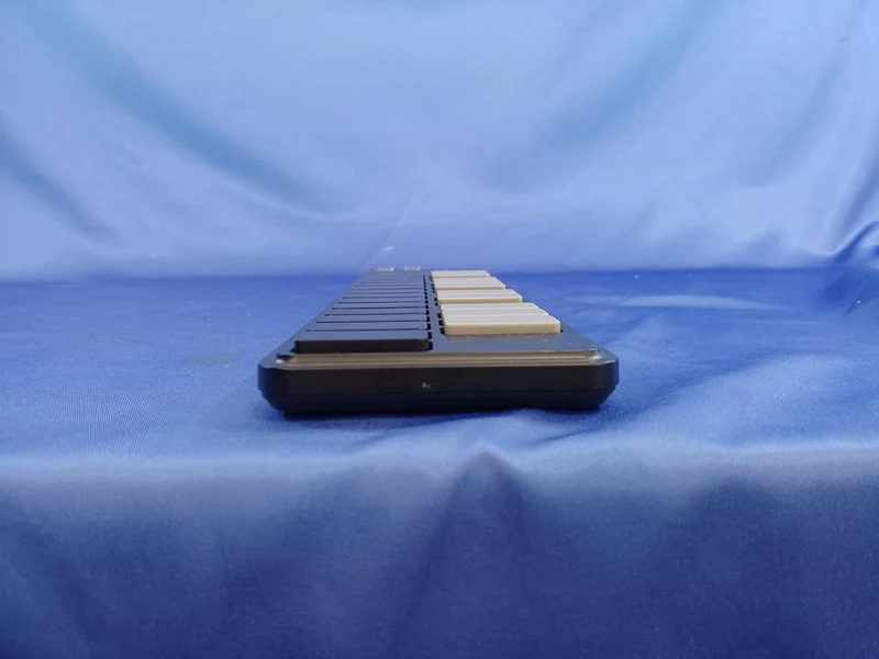 KORG MIDI-Keyboard NANO KEY2