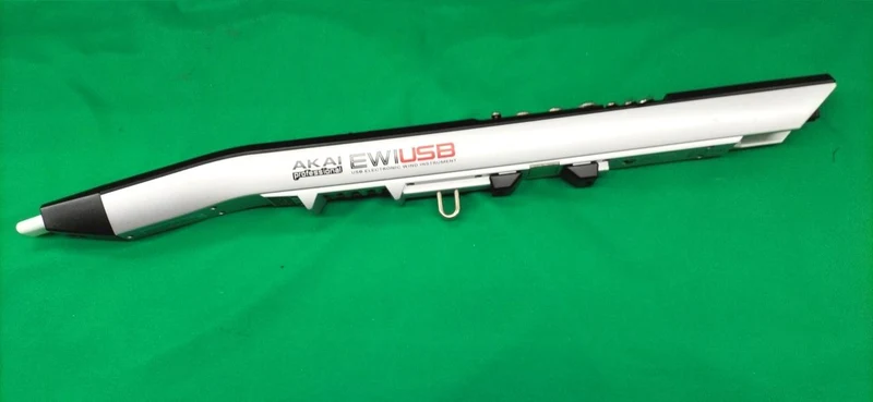 AKG Windregler EWI USB
