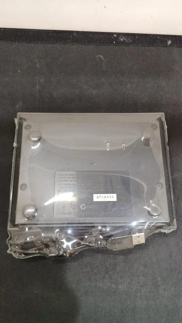 ROLAND Audio-Interface UA-33