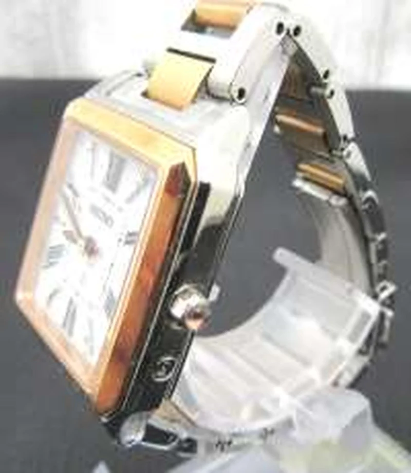 SEIKO Quarz-Analog-Armbanduhr ohne Box 1B22-0CF0