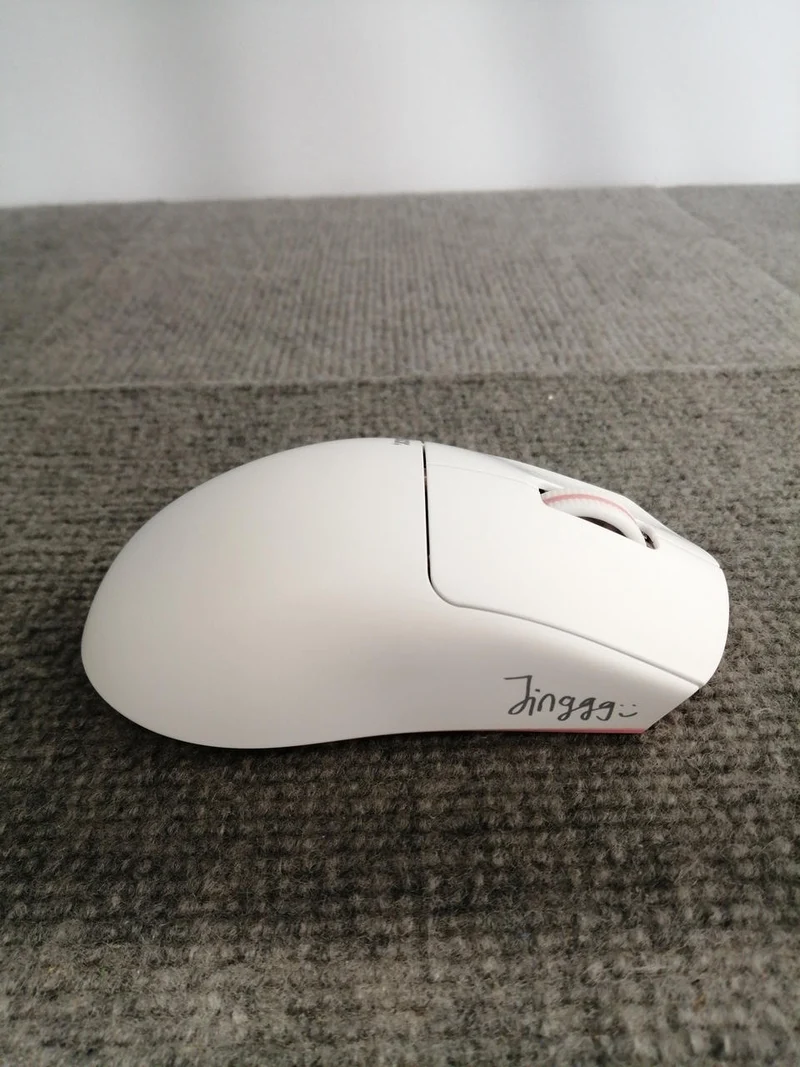 PULSAR Gaming-Maus JINGGG-X