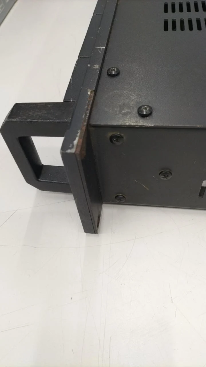 TOA Leistungsverstärker Rack Typ P75D