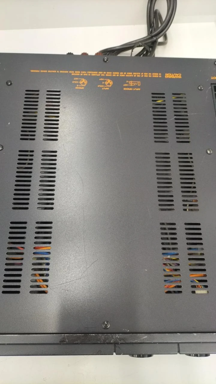 TOA Leistungsverstärker Rack Typ P75D