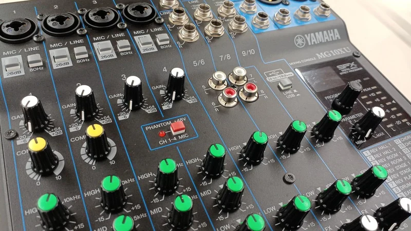 YAMAHA Analogmixer MG10XU