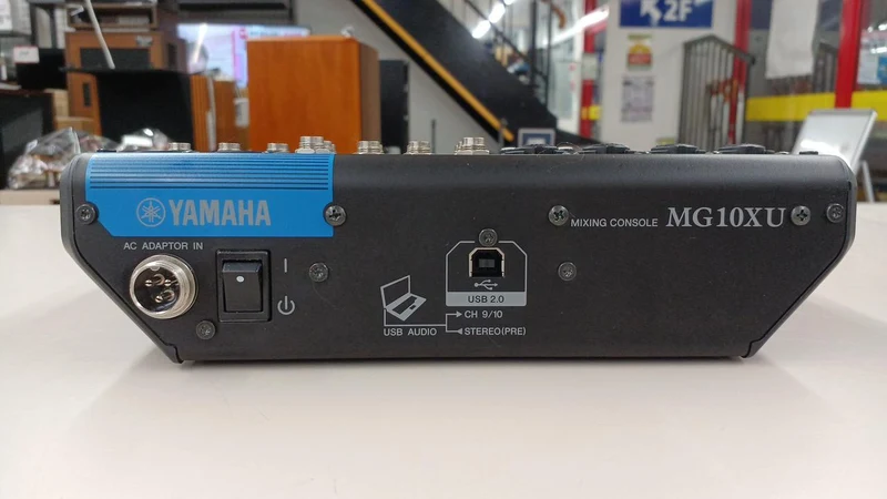 YAMAHA Analogmixer MG10XU