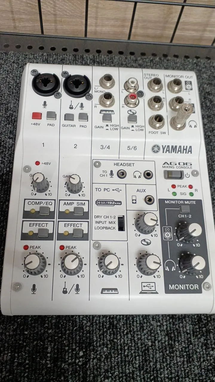 YAMAHA Mixer AG06MK2