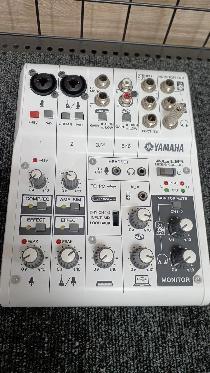 YAMAHA Mixer AG06MK2