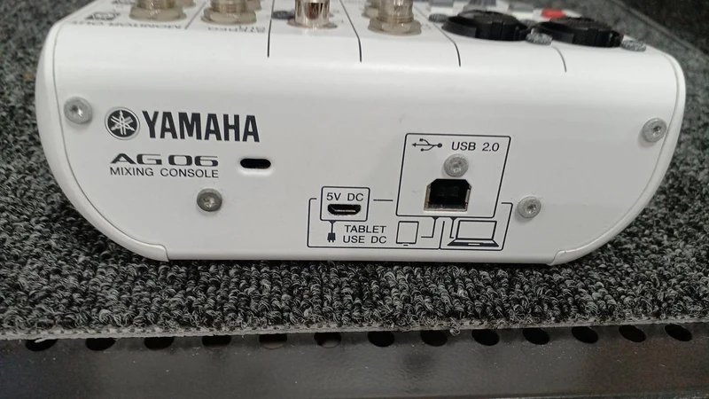 YAMAHA Mixer AG06MK2