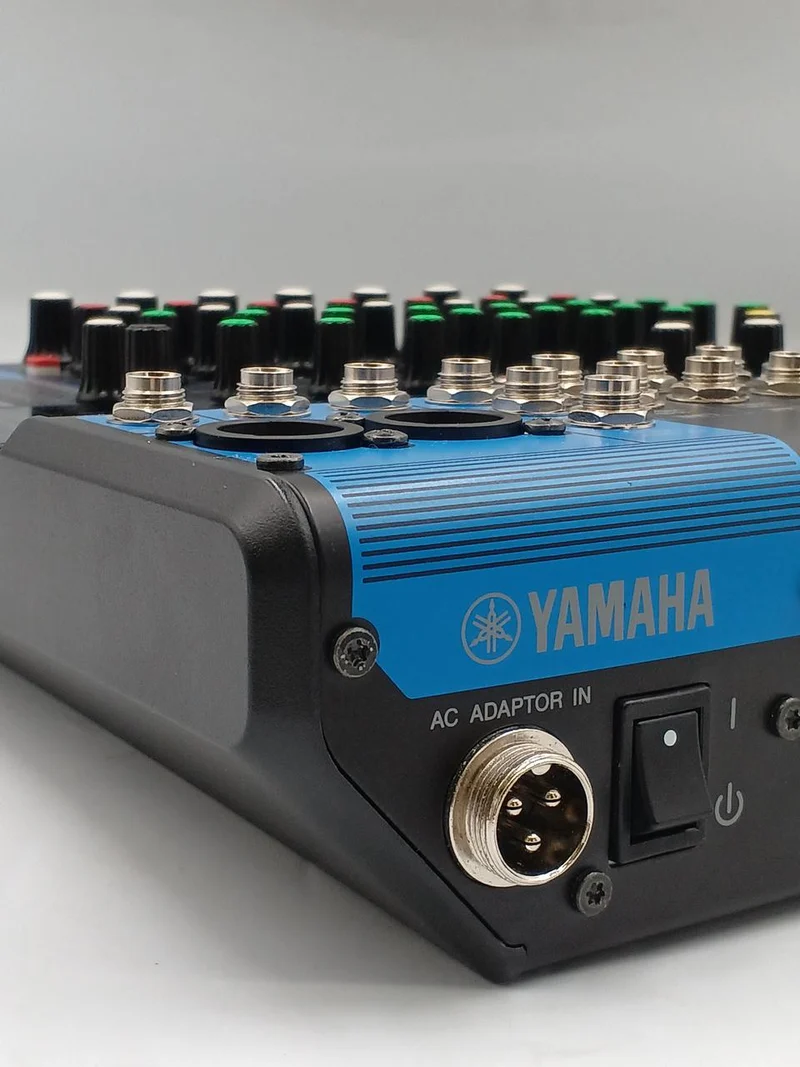 YAMAHA Mixer MG10XU