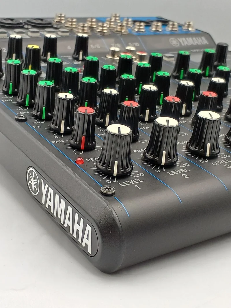 YAMAHA Mixer MG10XU
