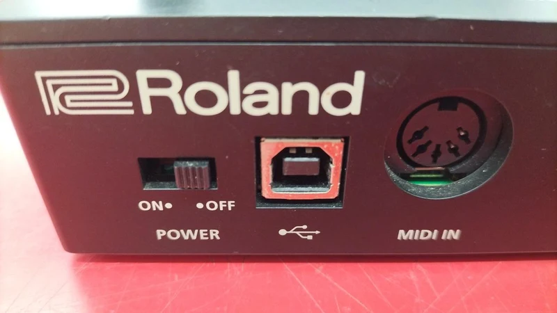 ROLAND Voice Transformers VT-4