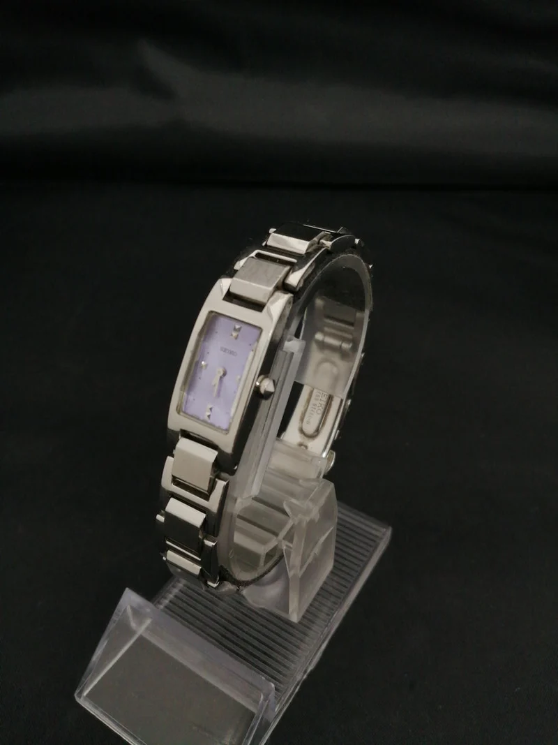 SEIKO Armbanduhr 2E20-0AC0