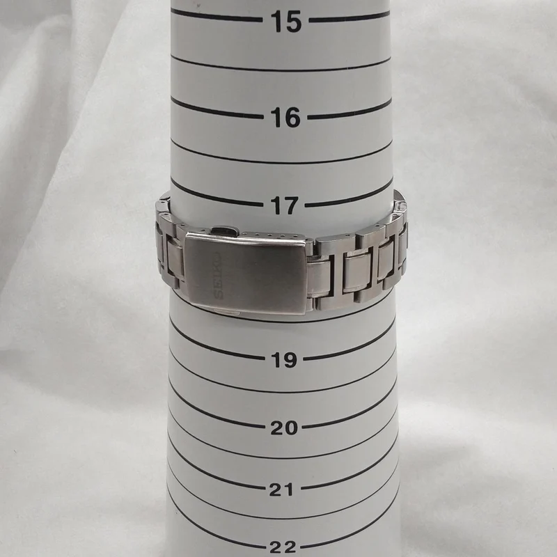 SEIKO Solar-Funkarmbanduhr 8B53-0AG0