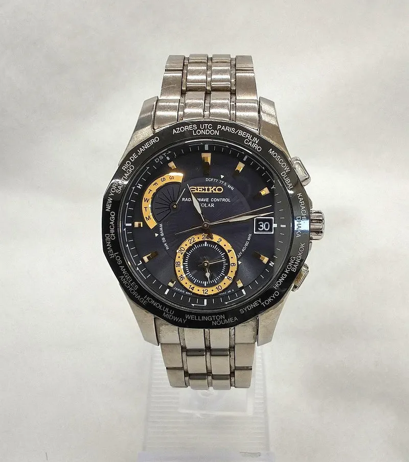 SEIKO Solar-Funkarmbanduhr 8B53-0AA1