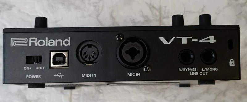 ROLAND Voice Transformers VT-4
