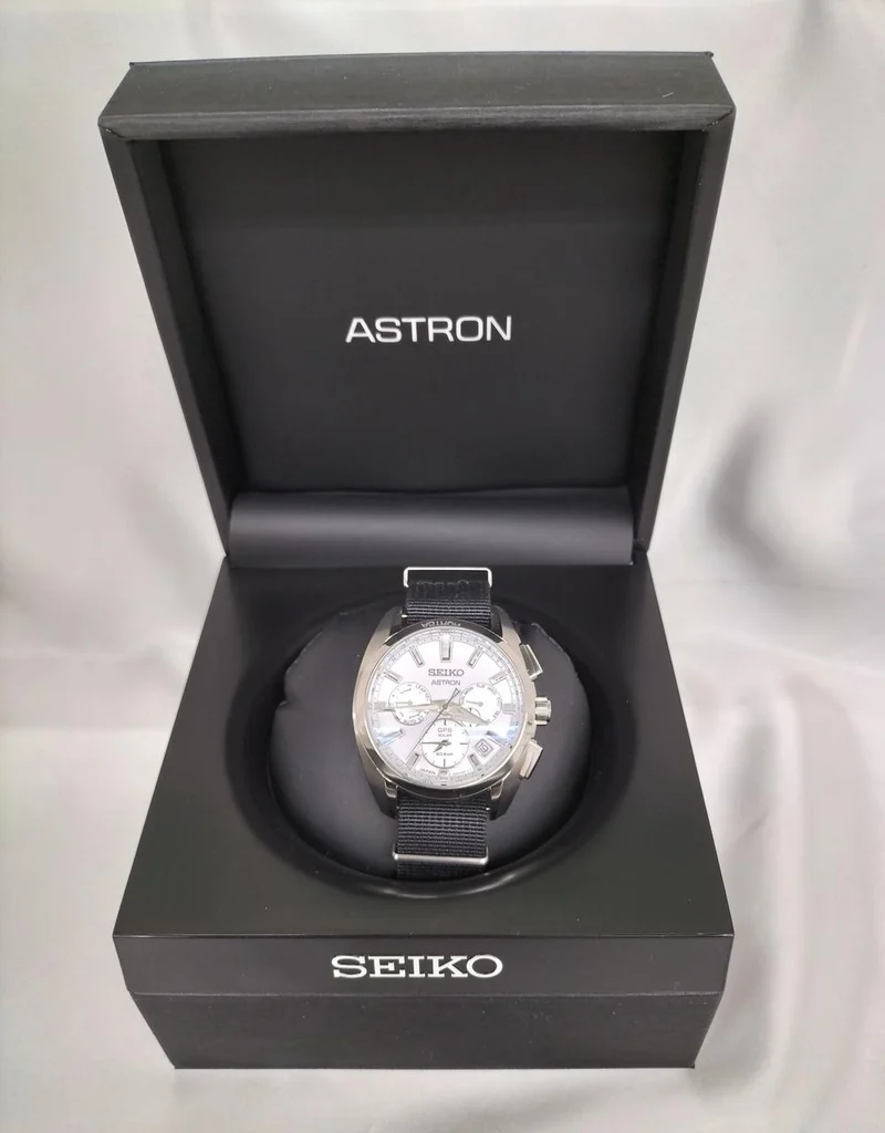 SEIKO Astron GPS Solar-Funkuhr Shohei Ohtani Modell SBXC063