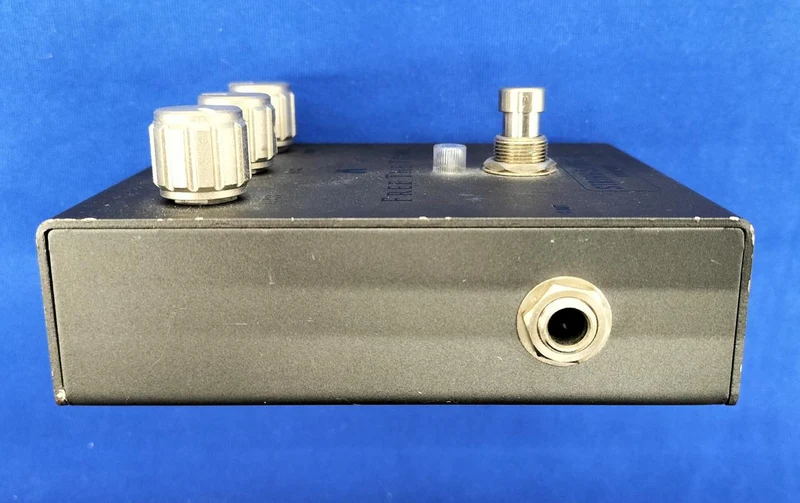 FREE THE TONE Effektpedal SS-1V