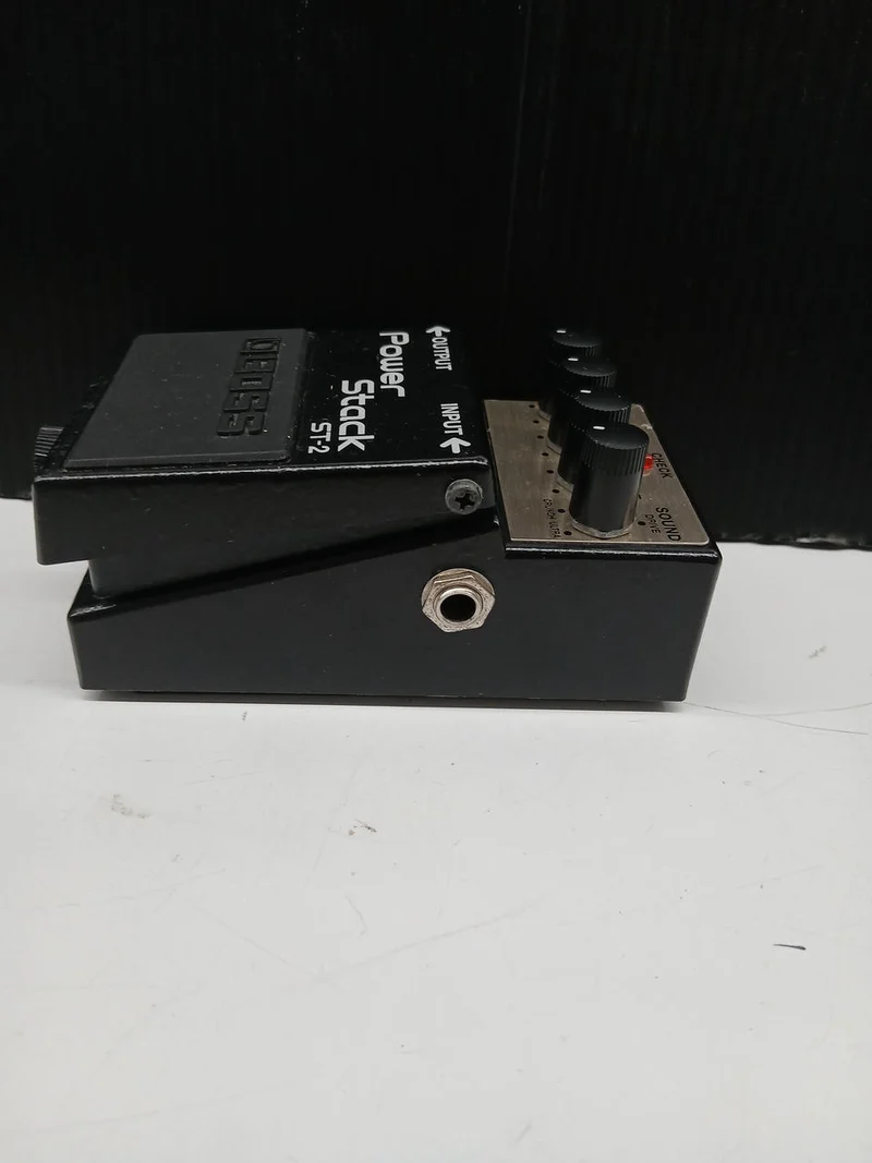 BOSS Effektpedal ST-2