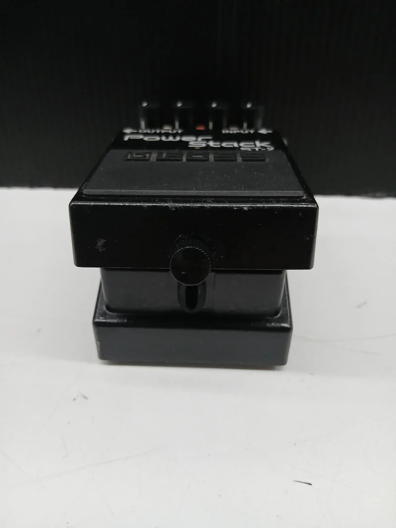 BOSS Effektpedal ST-2