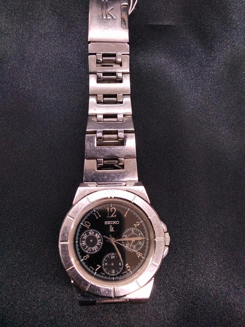 SEIKO Quarz-Analog-Armbanduhr 5Y89-0B30