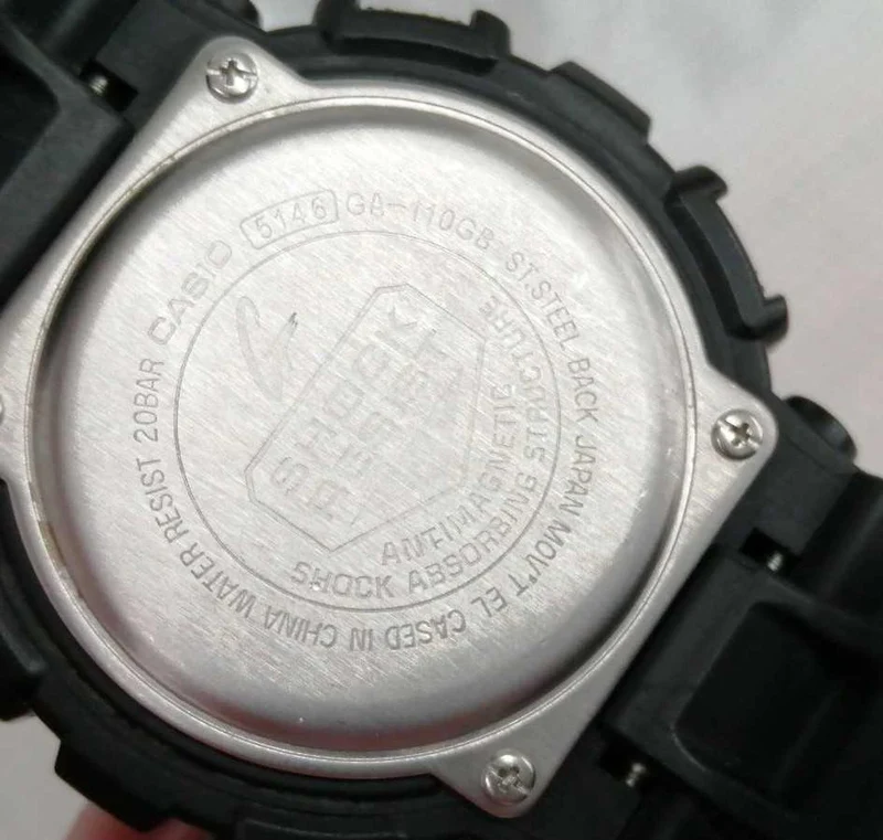 CASIO G-SHOCK Quarz-Armbanduhr GA-110GB-1AJF