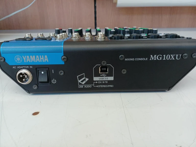 YAMAHA Mixer MG10XU
