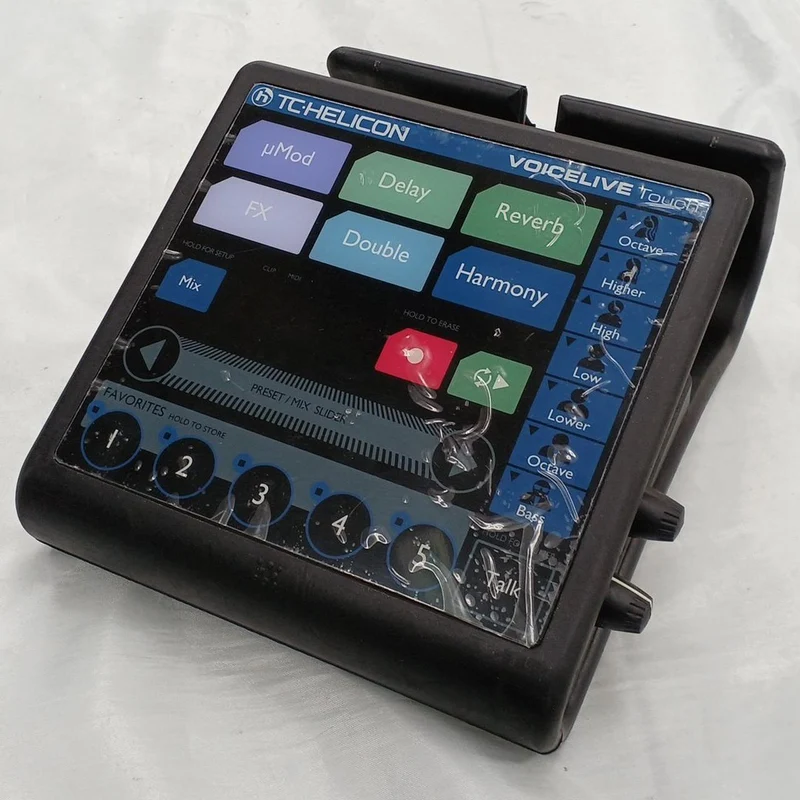 TC-HELICON Vocal Effects Pedal VOICELIVE TOUCH