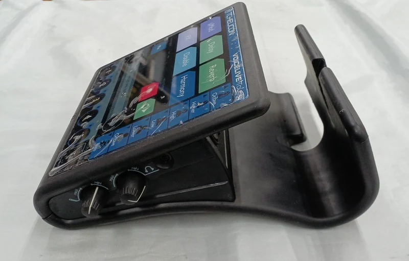 TC-HELICON Vocal Effects Pedal VOICELIVE TOUCH