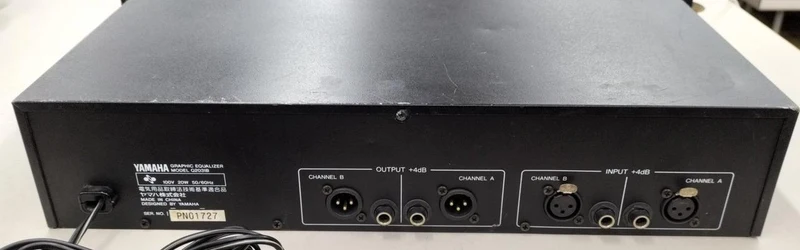 YAMAHA Grafik-Equalizer Q2031B