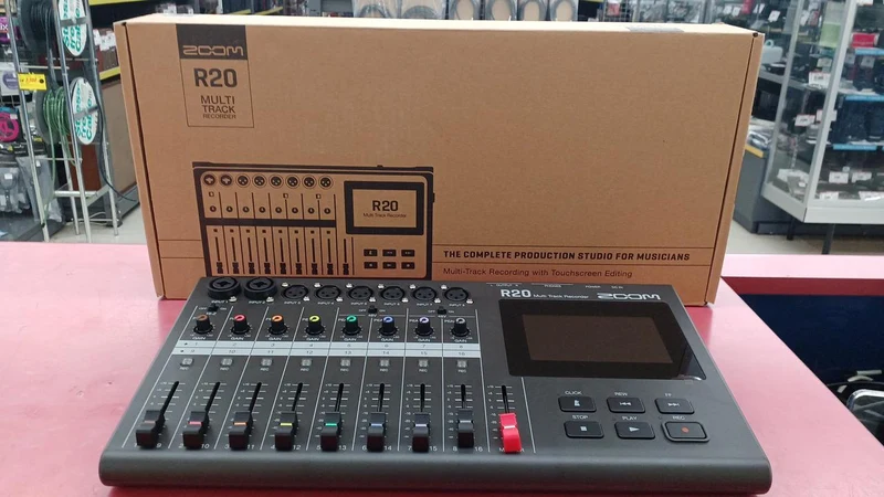ZOOM MTR R20