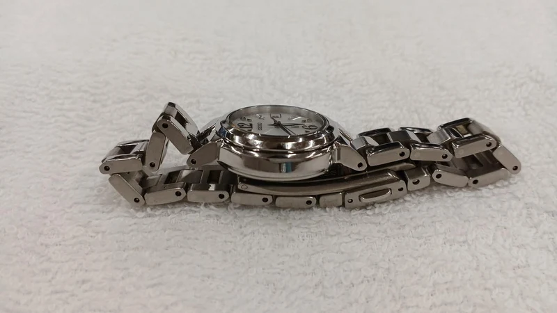 SEIKO Quartz 1B22-0BD0