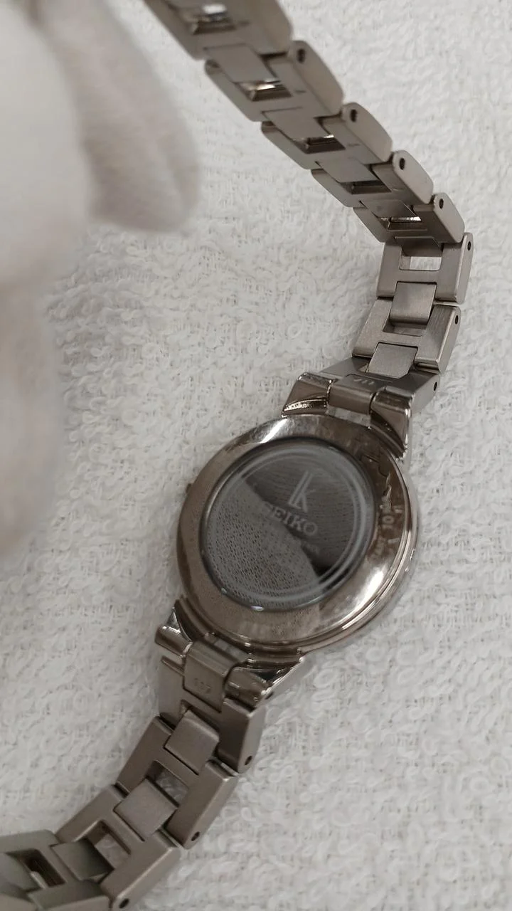 SEIKO Quartz 1B22-0BD0