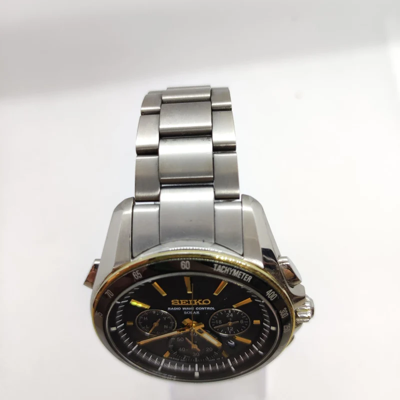 SEIKO Solar-Armbanduhr saga164