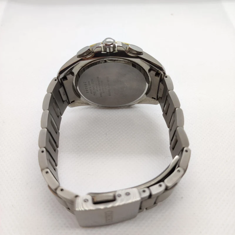 SEIKO Solar-Armbanduhr saga164