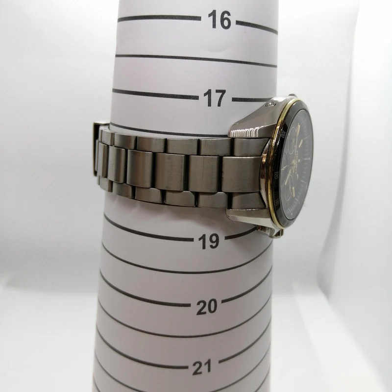 SEIKO Solar-Armbanduhr saga164