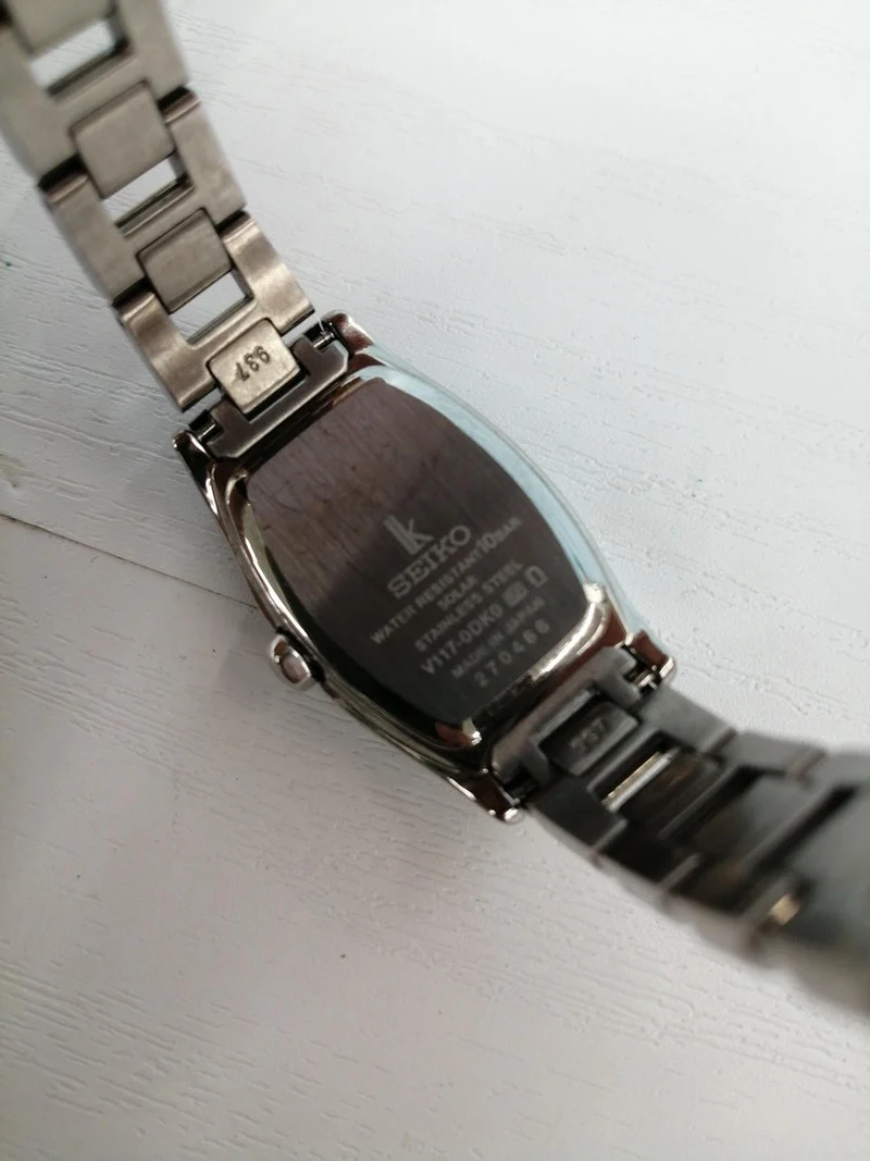 SEIKO LUKIA V117-0DK0