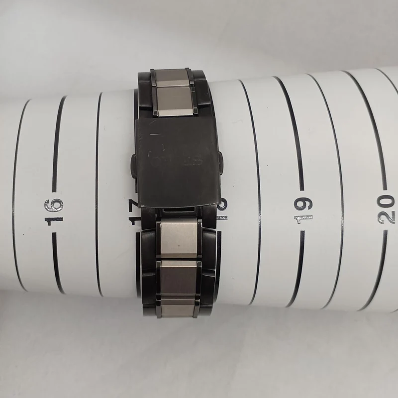 SEIKO Solar-Funkarmbanduhr 8B63-0AN0